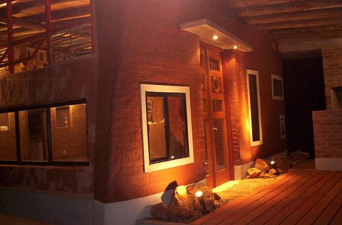 Restaurante en Termas del Daymán, Salto: Adobe en Termas del Daymán, 2005 — foto 9