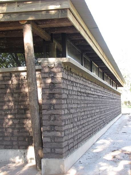 Aulario en San Antonio, Salto: Adobe en San Antonio, 2009 — foto 3