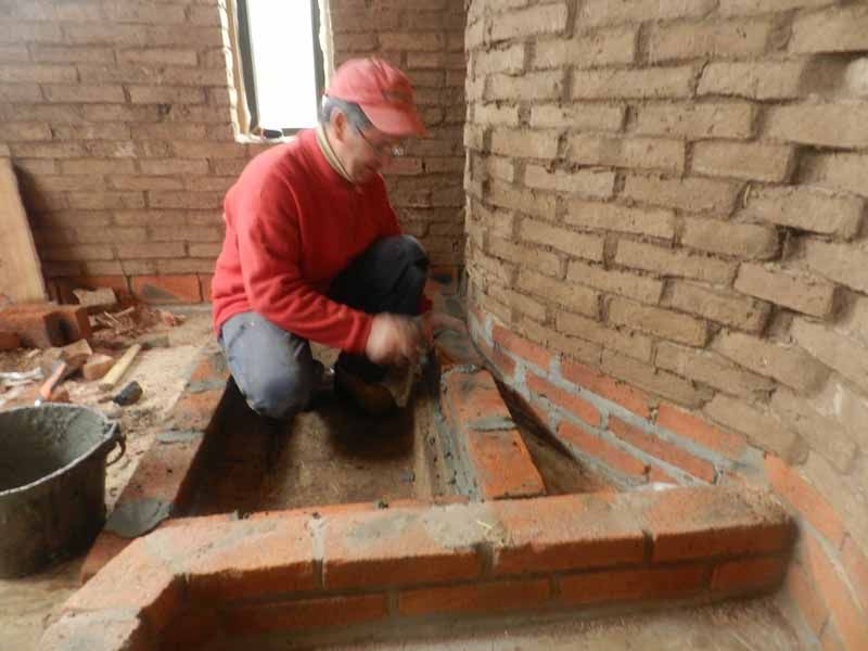 Eduardo y adobes flameando curvas.