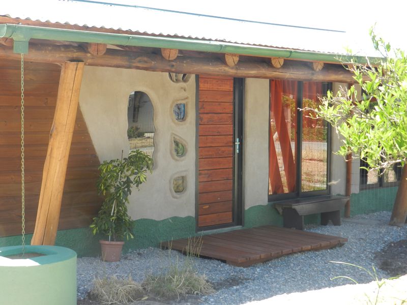 Dos casas terminadas y con final aprobado en municipio.