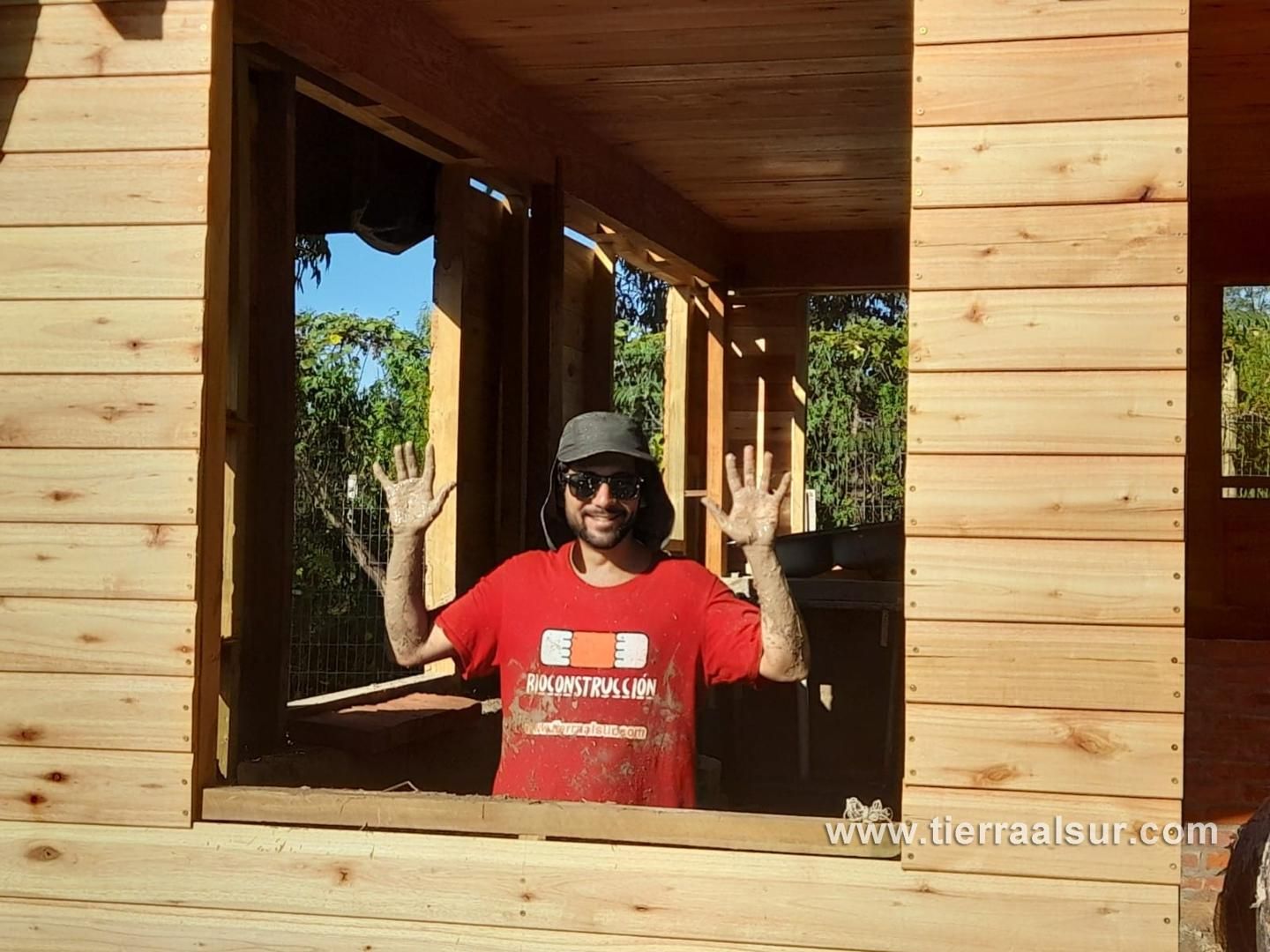 Vanos para futuras ventanas y puertas.