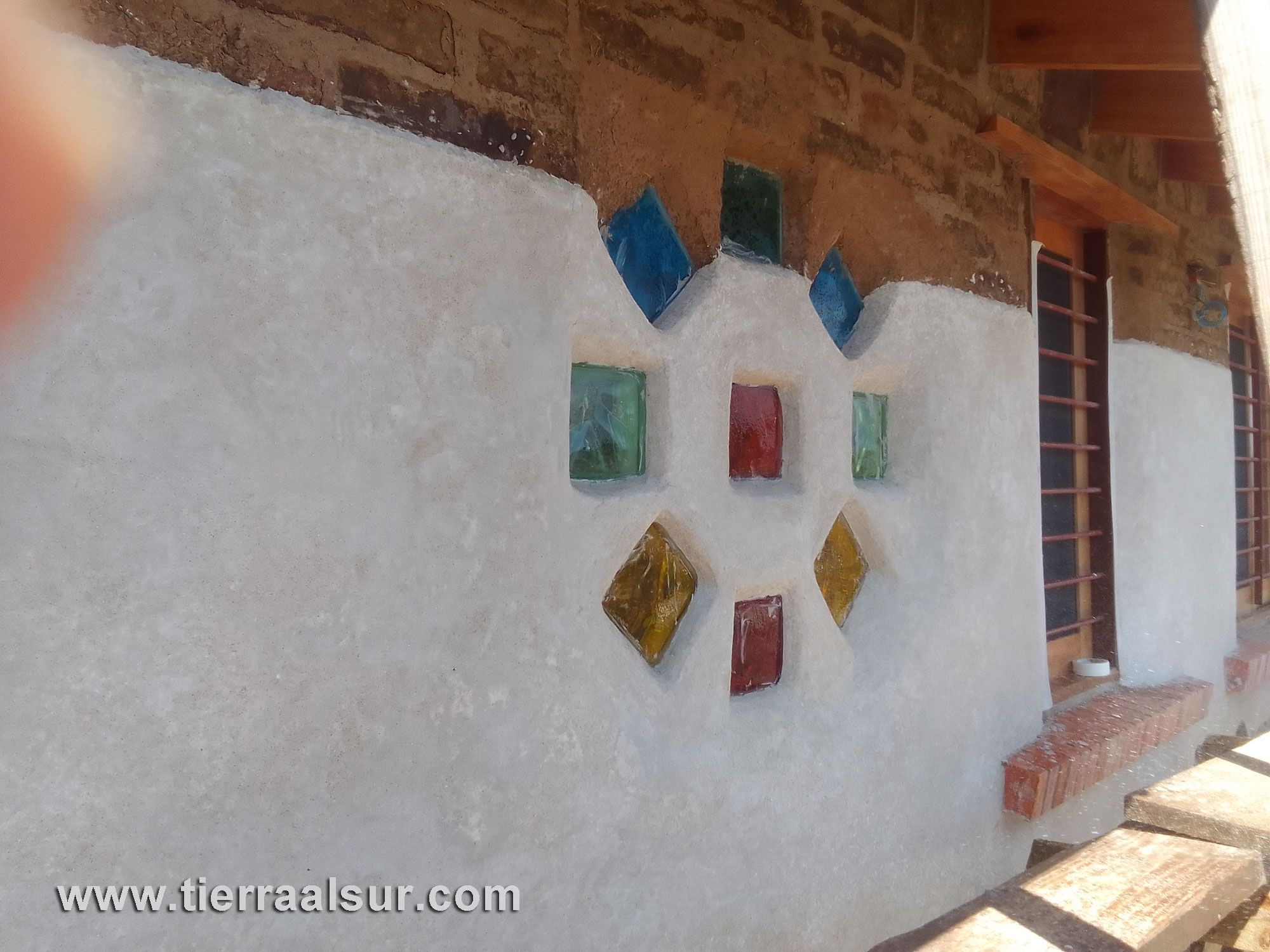 Revoques de arcilla, de cal, pinturas de cal, jabelga